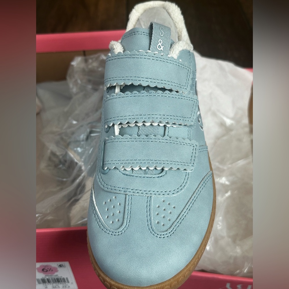 Sam & Libby Blue and White Low-Top Sneakers, Brand New, 6.5